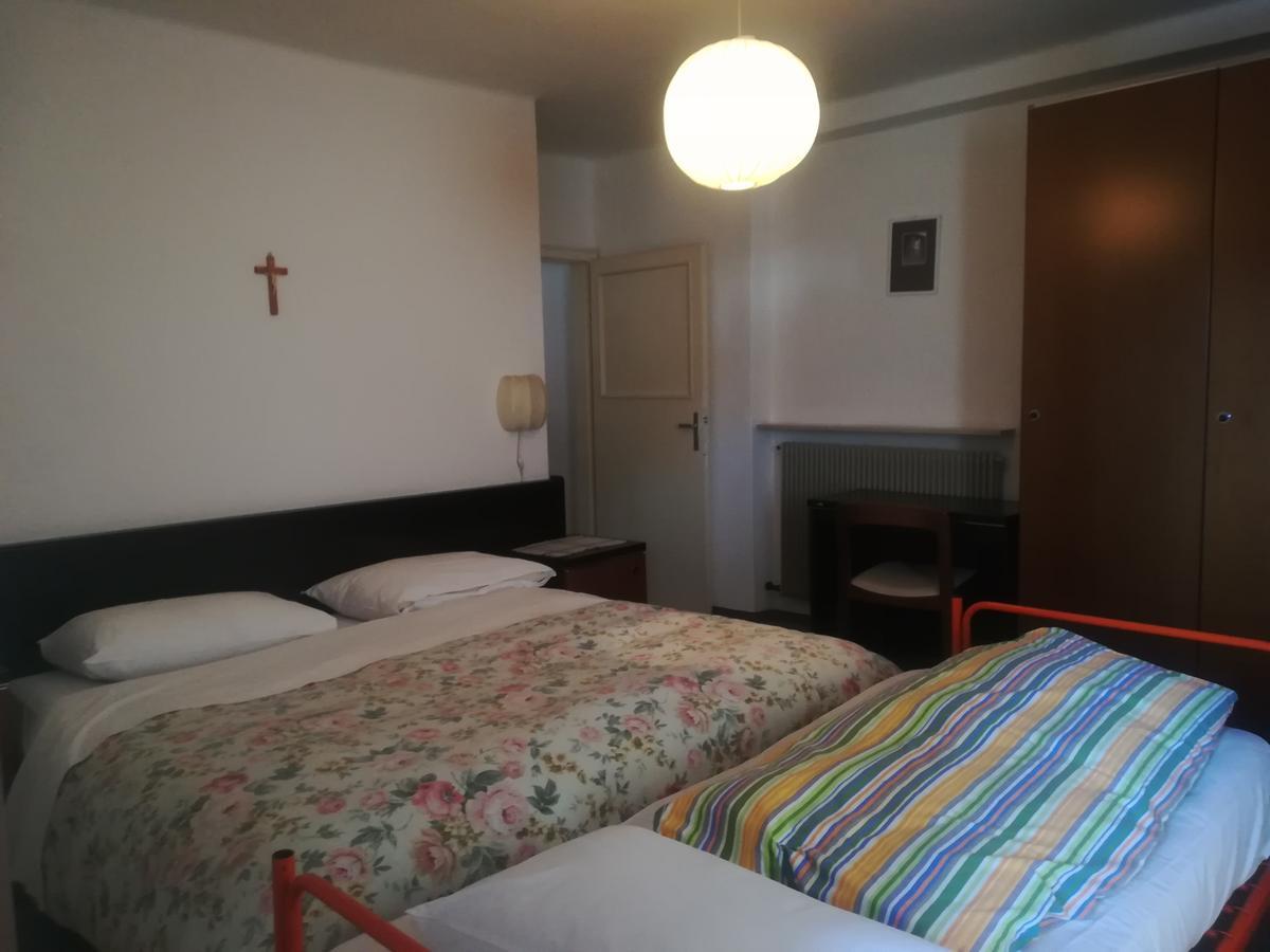 Hotel Roen Ruffre-Mendola Exterior photo